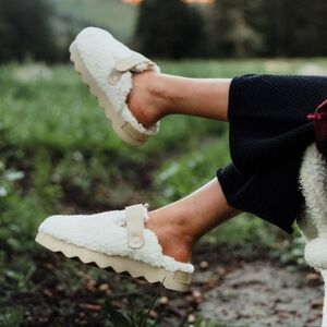 Sorel Cozy Vibe Clog sz 9 NEW